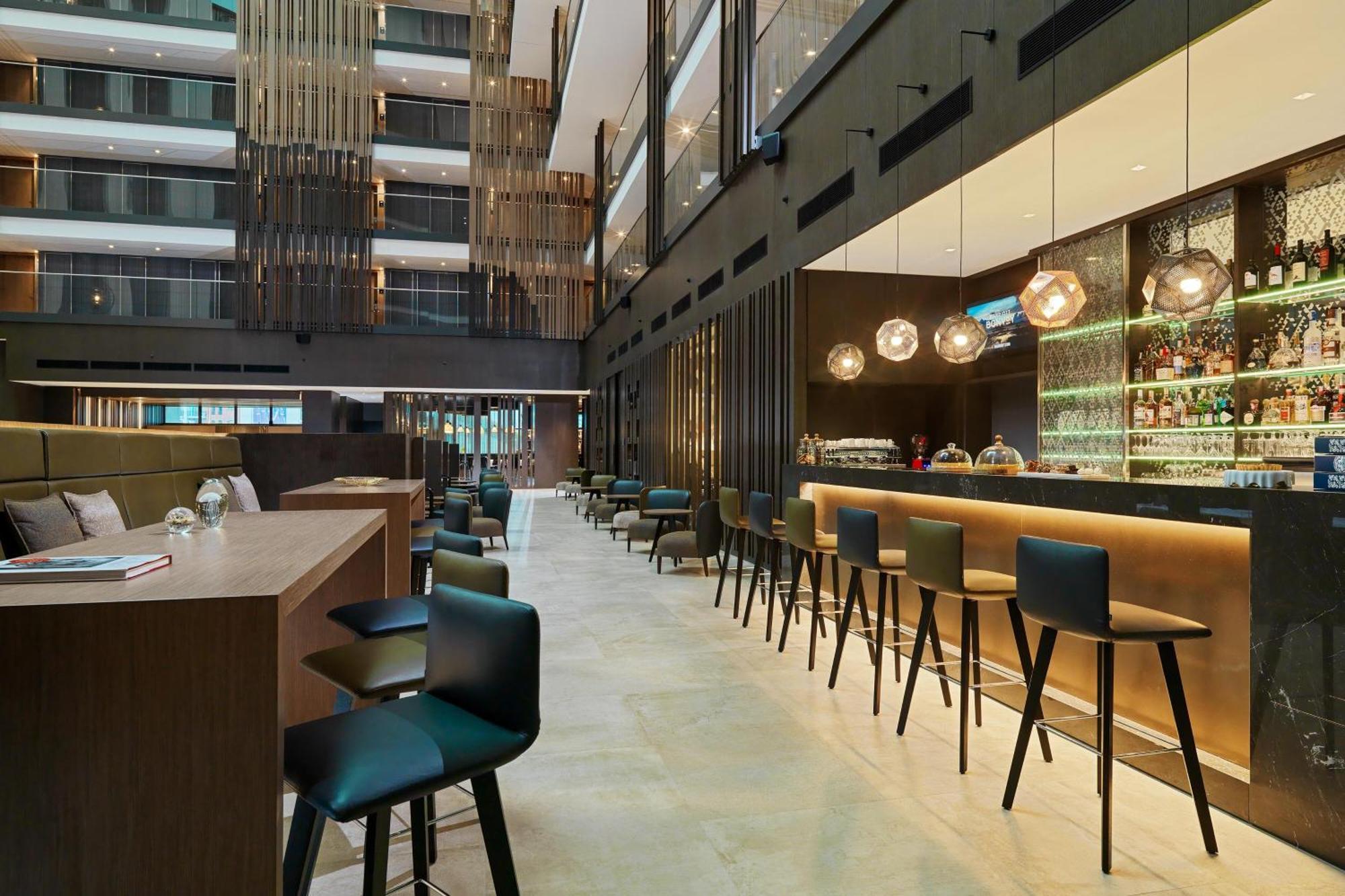 Отель Sheraton Grand Metechi Palace