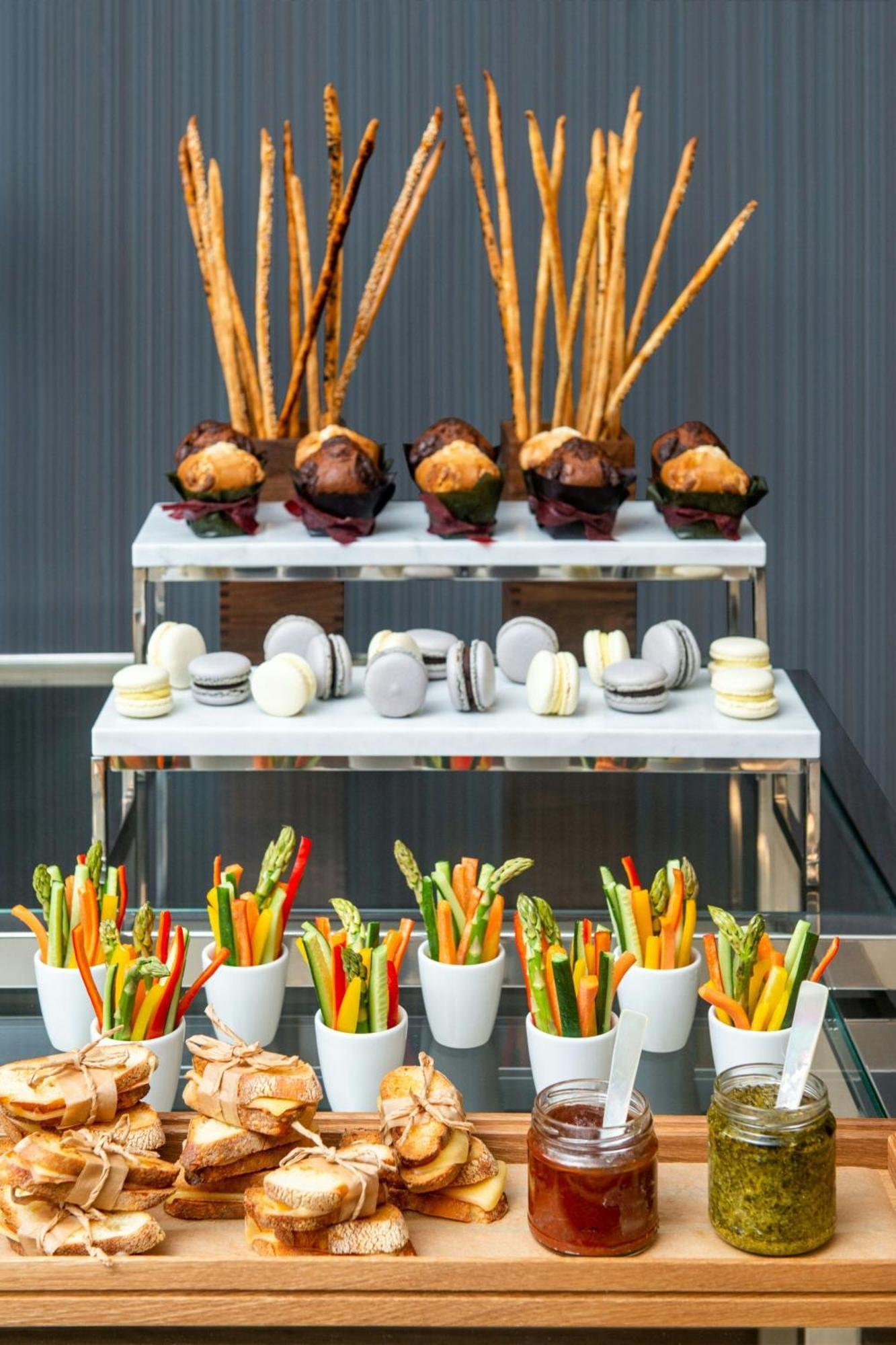 Sheraton Grand Metechi Palace 5* Тбилиси