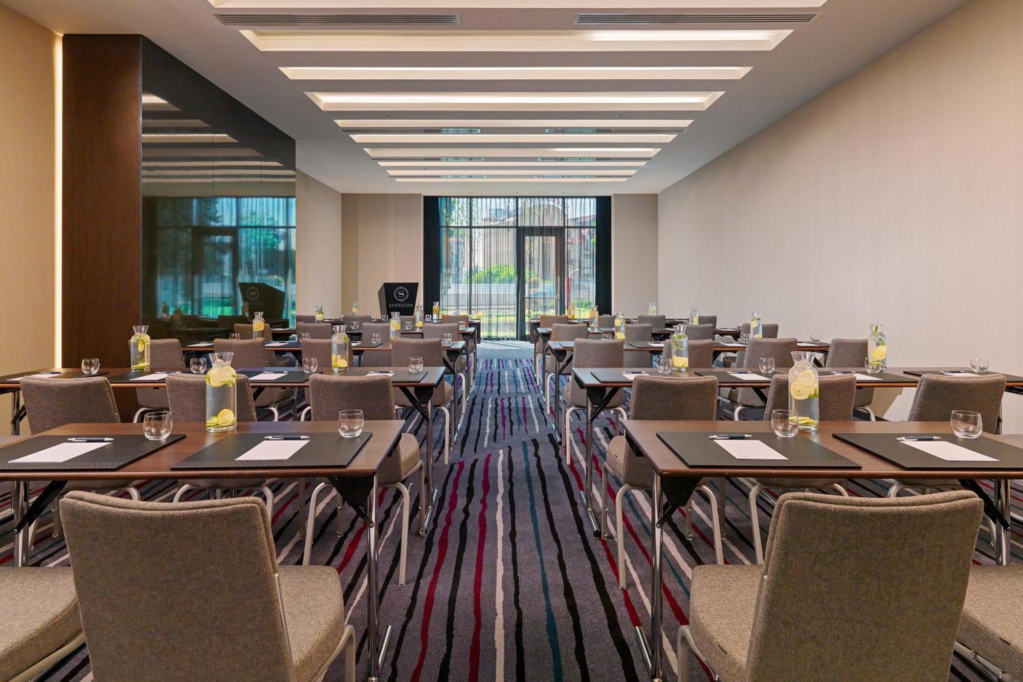 Sheraton Grand Metechi Palace