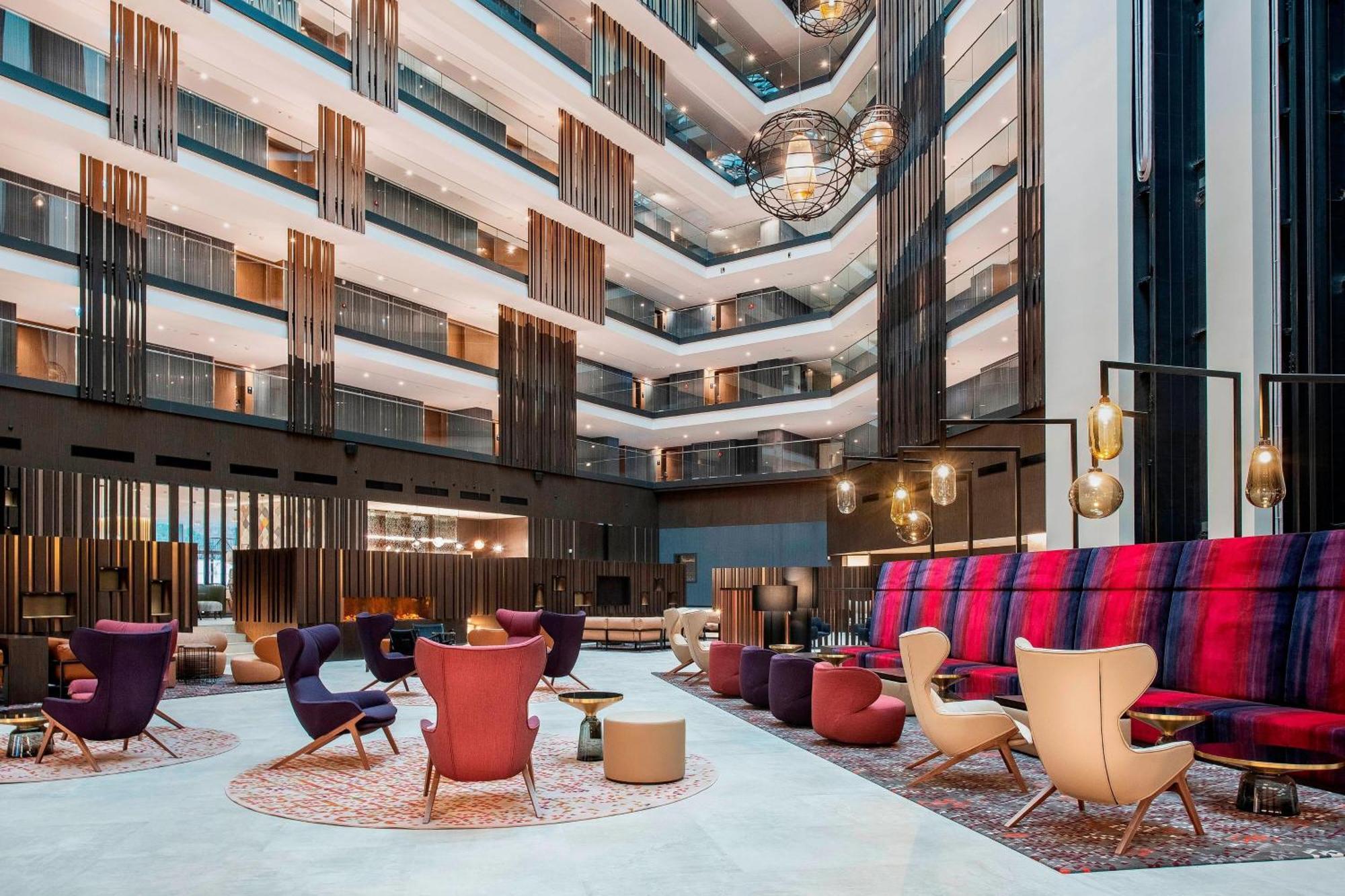 Sheraton Grand Metechi Palace Отель Тбилиси